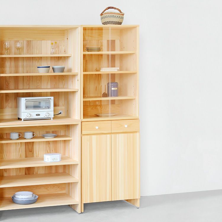 中がほどよく透けて軽やかに<br>キッチンボード A80 utility<br>ダイニングテーブル D hinoki / Dチェア